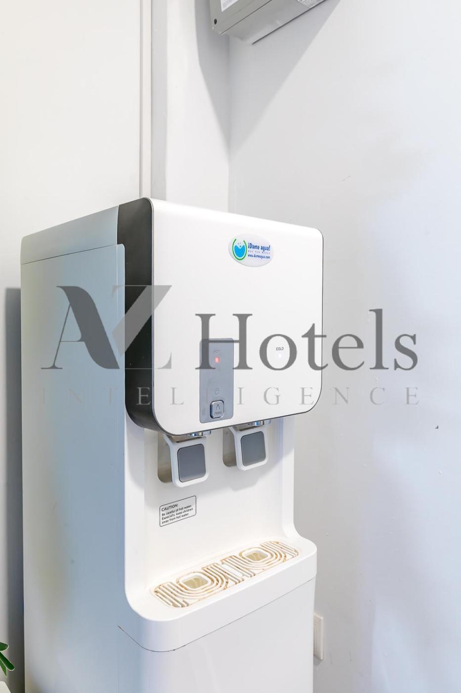 Ayz Ulises - Auto Check-In Property Мадрид Экстерьер фото